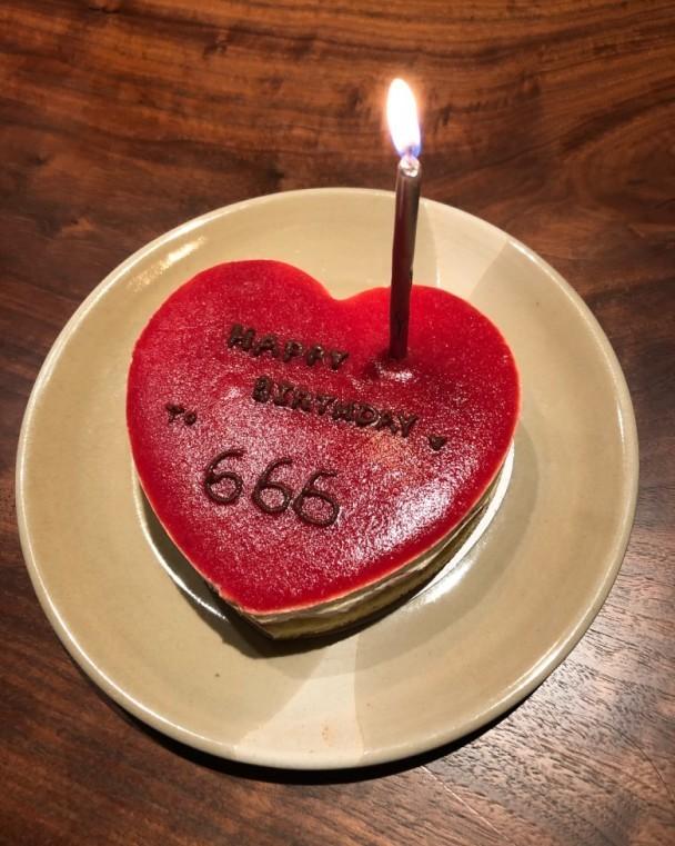 余文乐36岁生日女友撒狗粮 女友来头不小原来是台湾