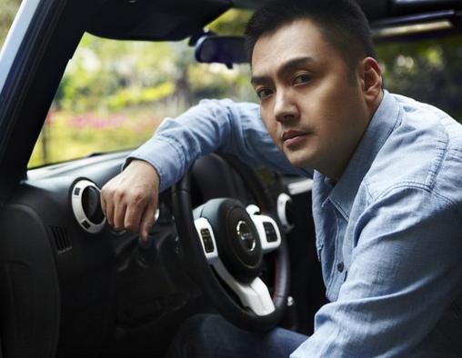 本应凭《还珠格格》大红的朱宏嘉,却因刘丹的去世而受