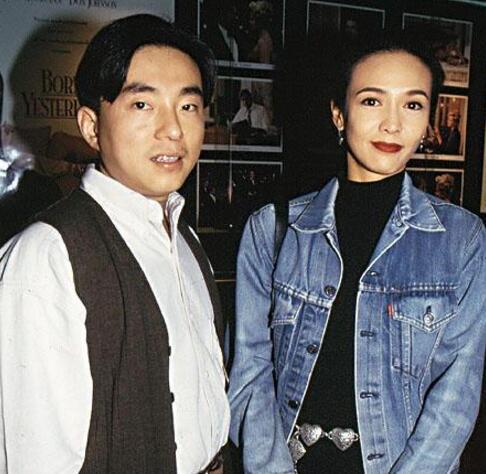 可惜,正当吕方演艺事业如日中天时,他与富婆郑裕玲的"长短脚之恋"彻底