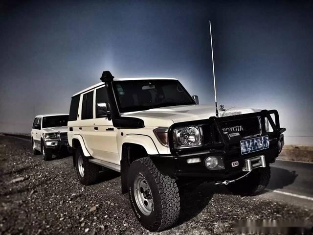 landcruiser是什么车,landrover是什么牌子车 2017 toyota landcruiser 76 arb 改装方案