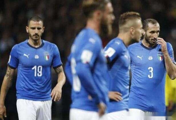意大利 世界杯 意大利队无缘世界杯，这样的震动对于意大利足球来说不亚于电话门