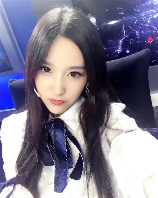 lol美女解说rita被封杀?原来真相是这样!