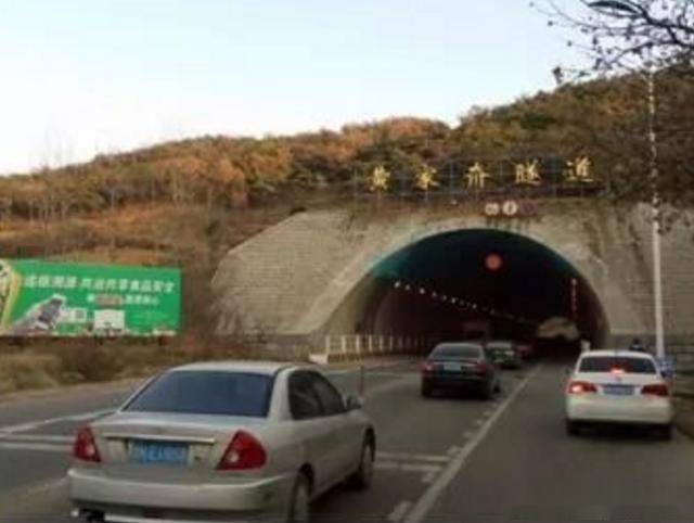 威海环山路黄家夼隧道改造完工 隧道里也有