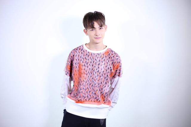 非正式会谈萨沙女朋