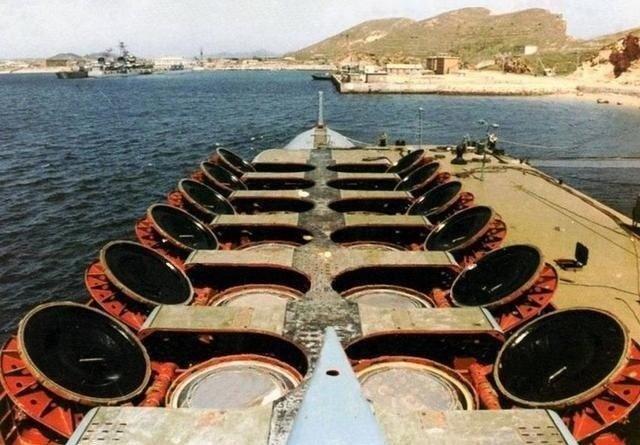 女人不能上潜艇!这是世界海军公认的惯例,但这