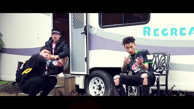 p,knowknow 三人发表了同名单曲《海尔兄弟》,就这样,higher brothers
